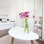 Concierge Franciszkanska Old Town Apartman *